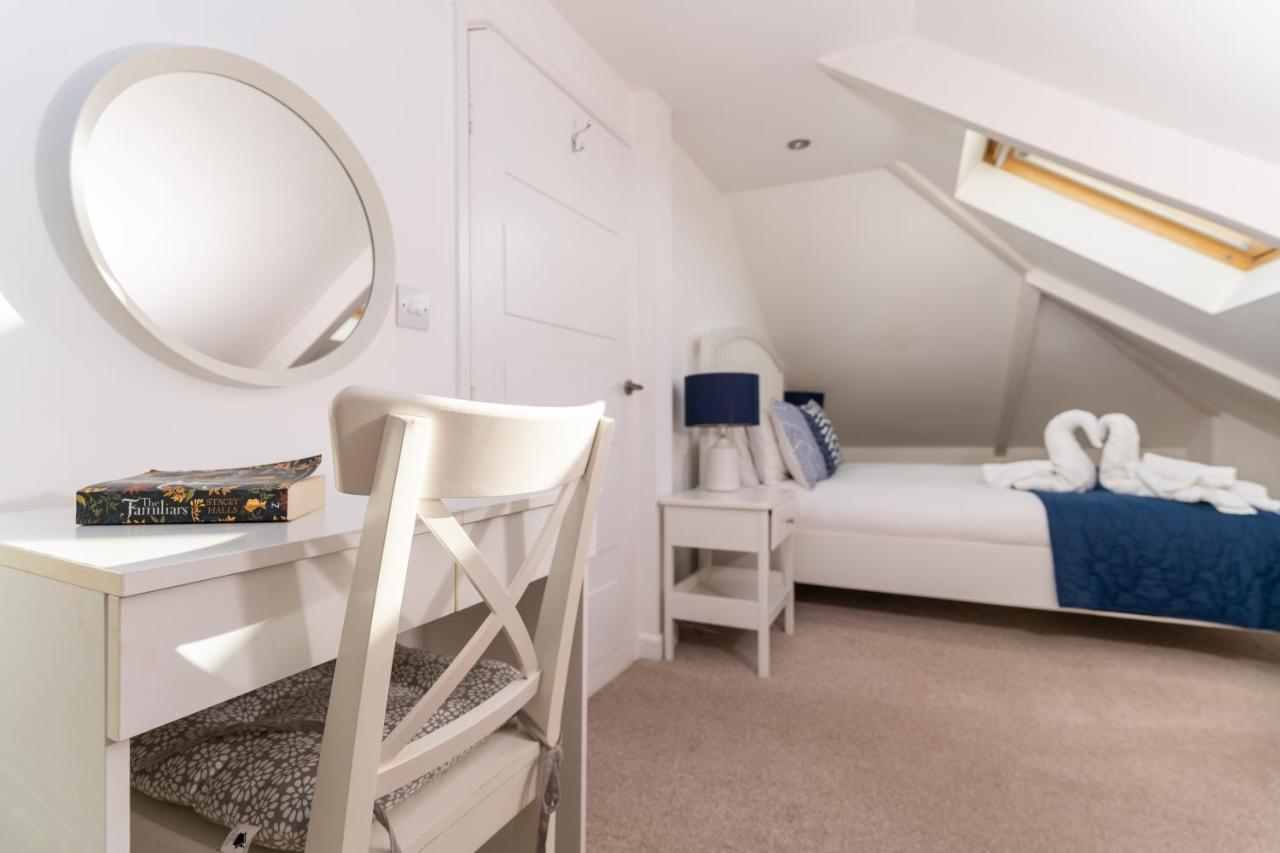 Stunning Views Over Mounts Bay With Balcony Penzance Ngoại thất bức ảnh