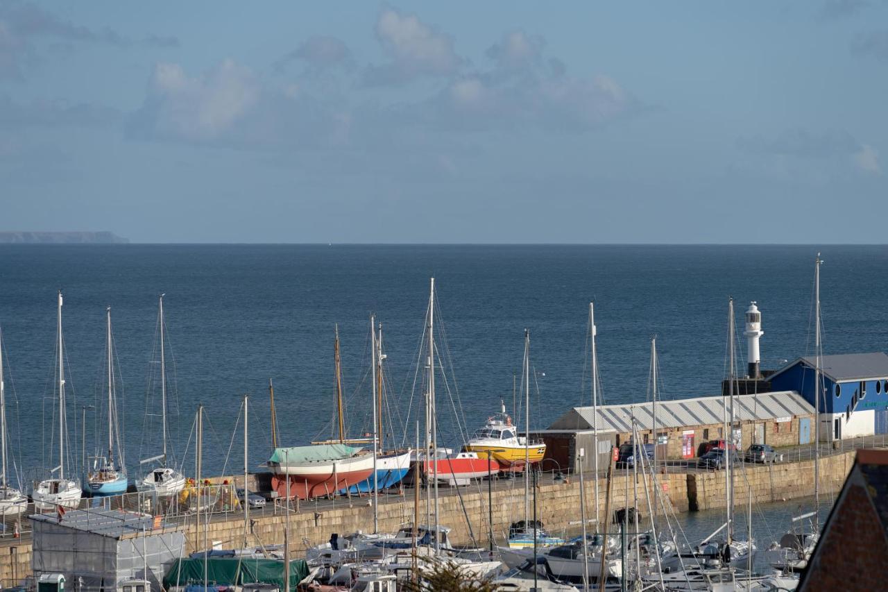 Stunning Views Over Mounts Bay With Balcony Penzance Ngoại thất bức ảnh
